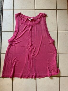 Maurices Fuchsia Scoop Neck Tank Top